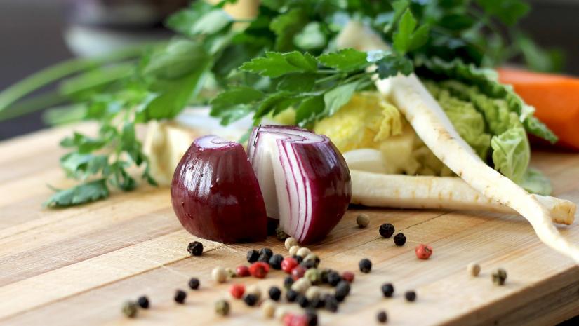 red onions linked to Salmonella outbreak