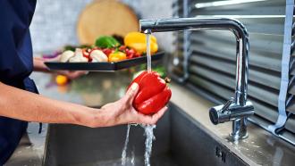Washing Fruits and Vegetables Correctly