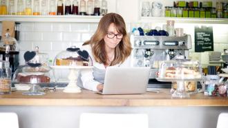 How to handle negative customer reviews